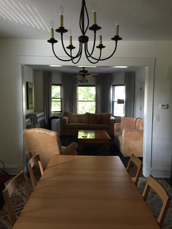 Apartament Oak Park Beauties - Tree Lined Streets - Walkable Zewnętrze zdjęcie